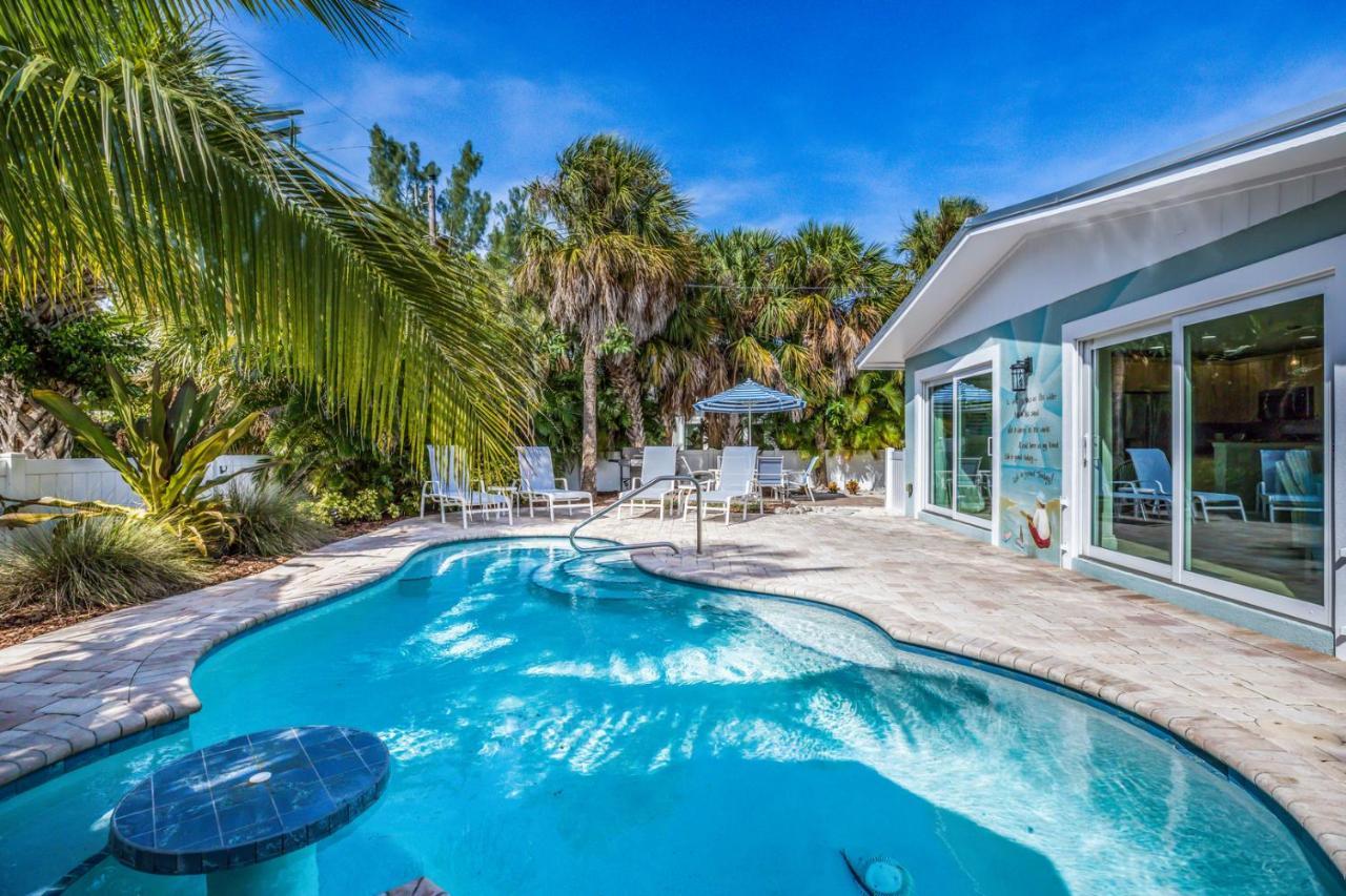 Toes In The Water - 110 Palm Ave Villa Anna Maria Eksteriør bilde